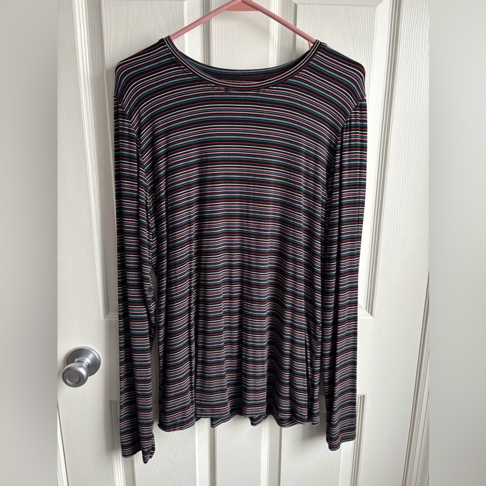 Cuddl Duds Long Sleeve Tee. Like New!